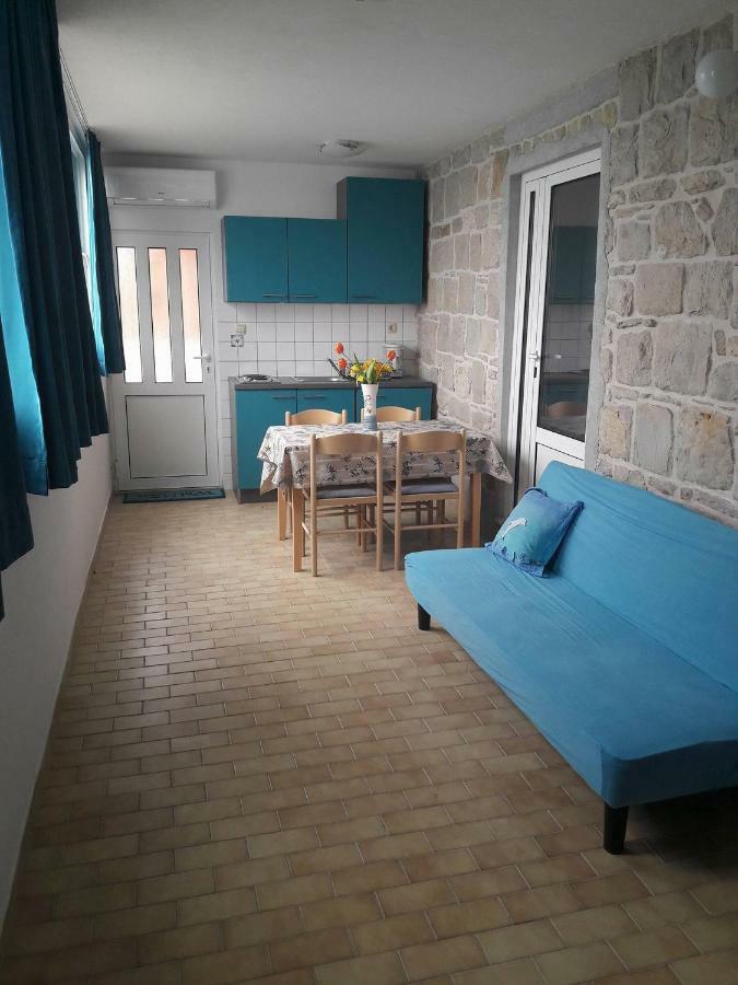 Jozefina Apartment Split Exterior photo